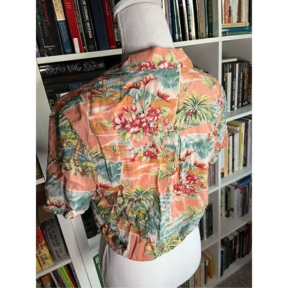 American Eagle Salmon Pink Tropical Short Sleeve Tie Front Button Up Shirt Small - Picture 4 of 8